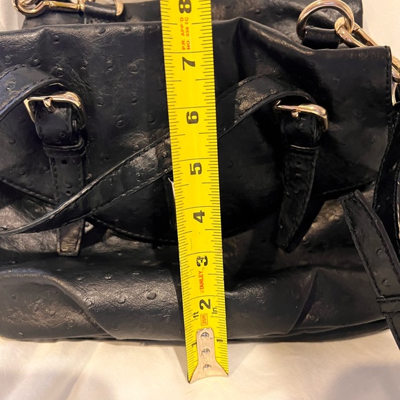 Marc Jacob’s Black Crossbody (Medium) Pebbled/Ostrich print leather ! - Picture 2 of 4
